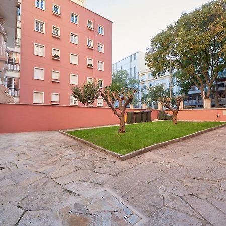Deluxe Apt At Amazing Prime Location, By Timecooler Lisbona Esterno foto