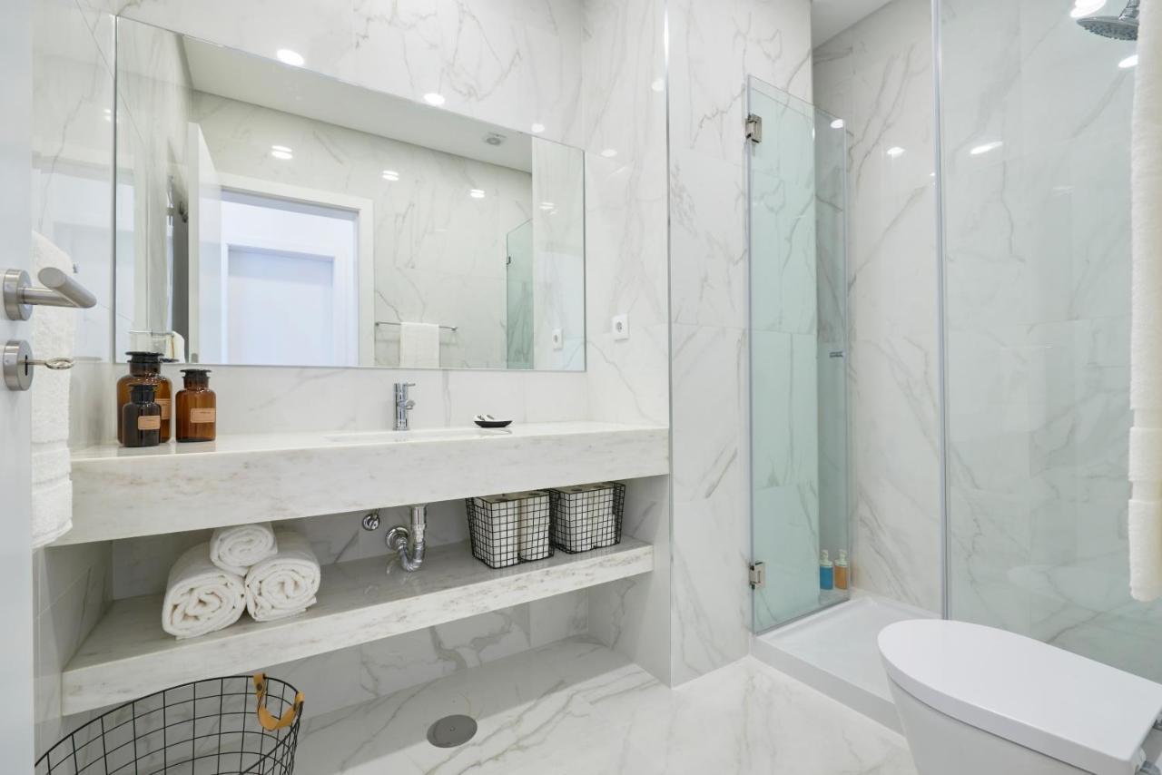 Deluxe Apt At Amazing Prime Location, By Timecooler Lisbona Esterno foto