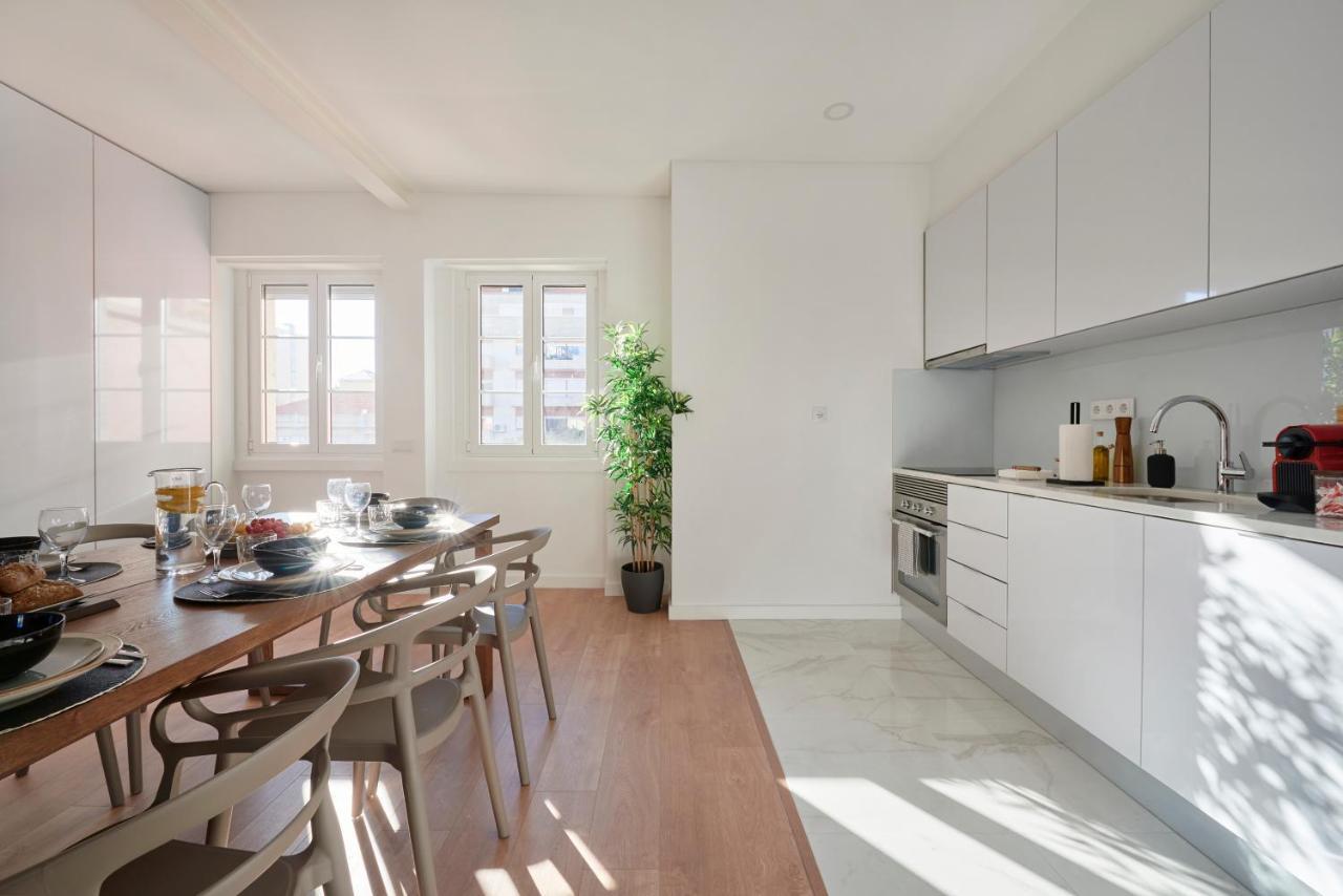 Deluxe Apt At Amazing Prime Location, By Timecooler Lisbona Esterno foto