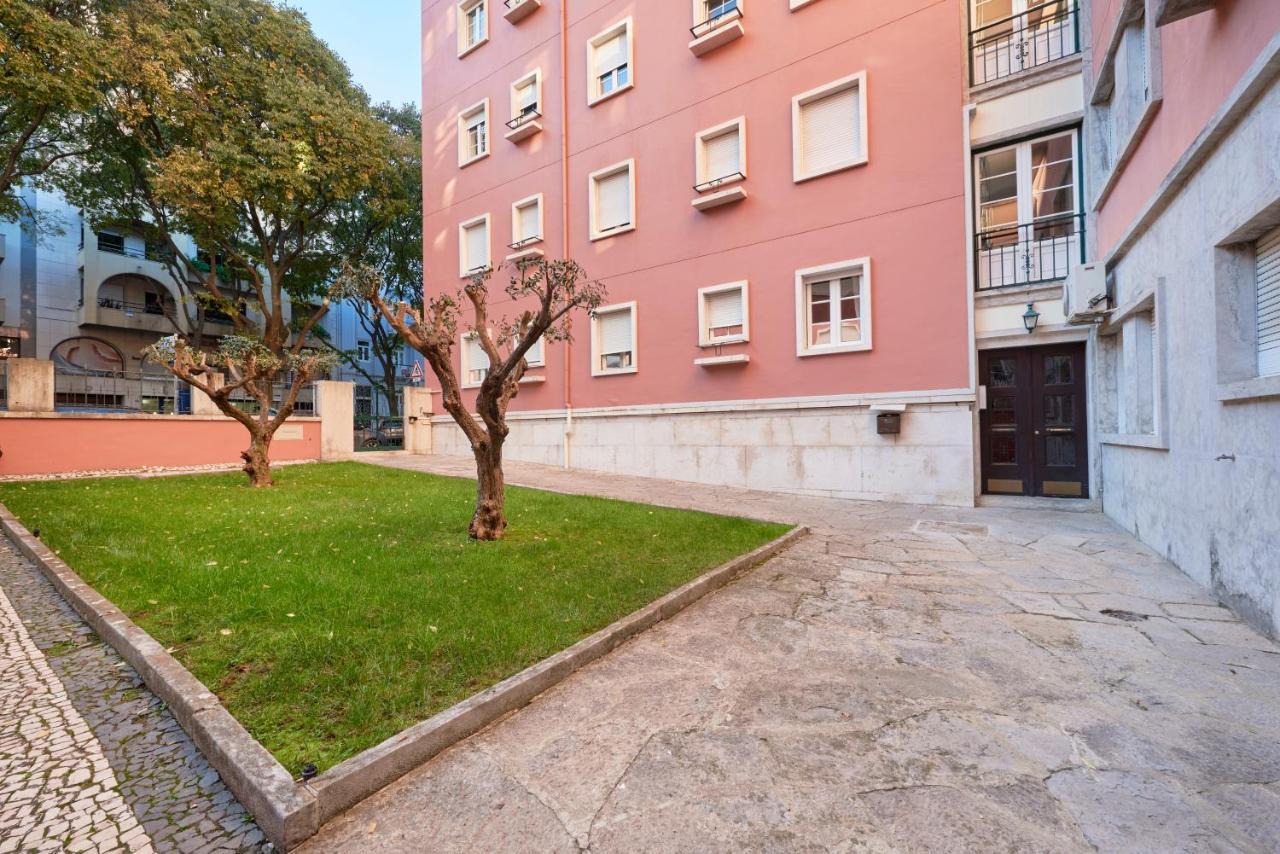 Deluxe Apt At Amazing Prime Location, By Timecooler Lisbona Esterno foto