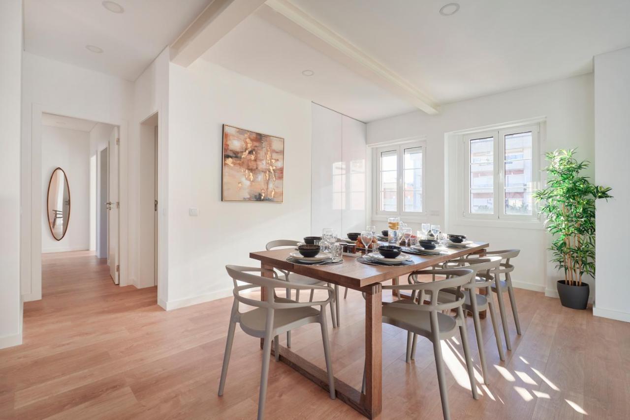 Deluxe Apt At Amazing Prime Location, By Timecooler Lisbona Esterno foto